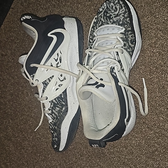 Nike KD 15 Team Oreo White Black Kevin Durant KD Men's - Picture 15 of 15